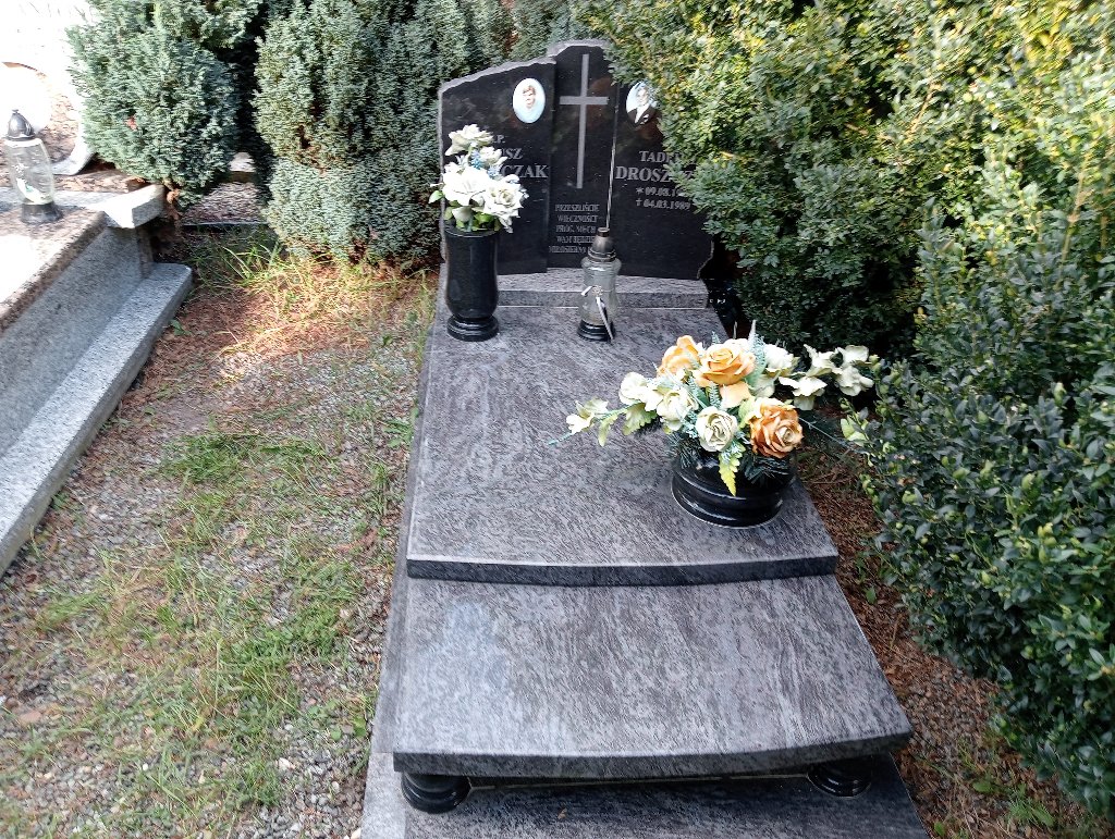 Grób Tadeusz Droszczak