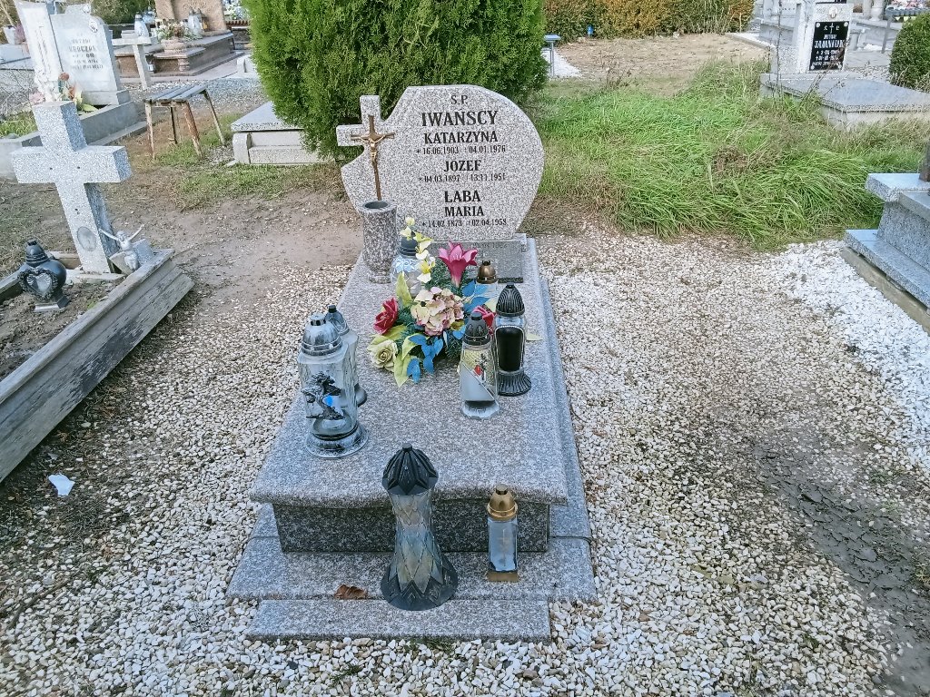 Grób Józef Iwański