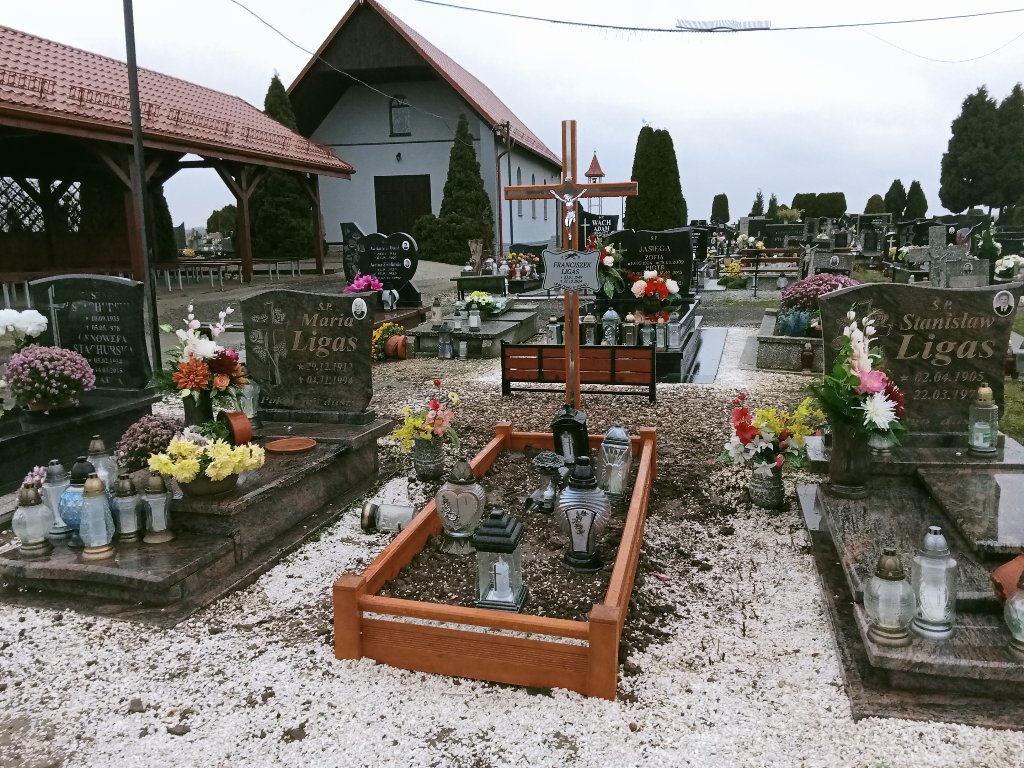 Grób Franciszek Ligas