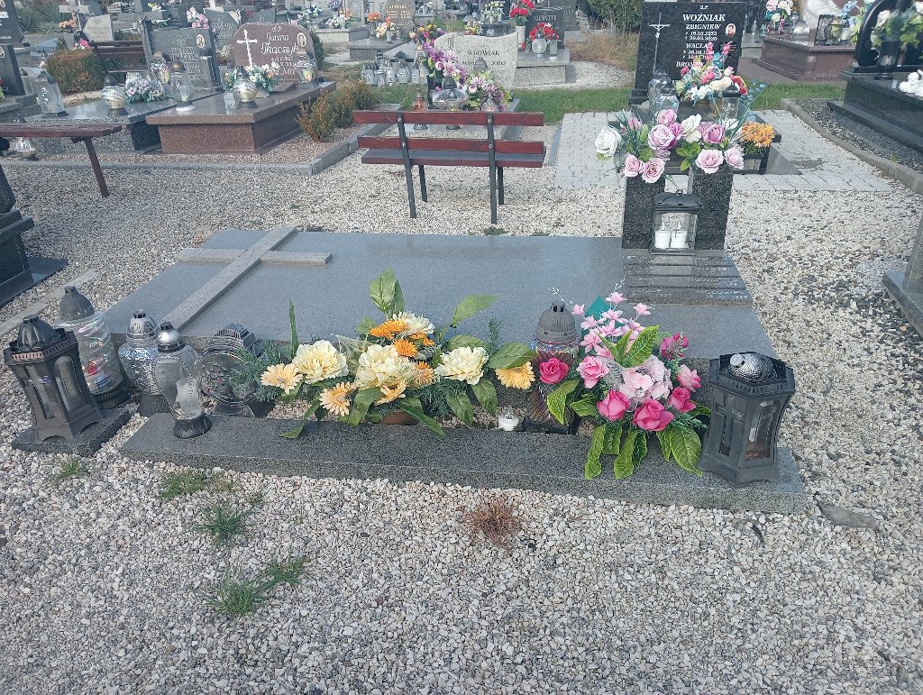 Grób Jerzy Nowaczek