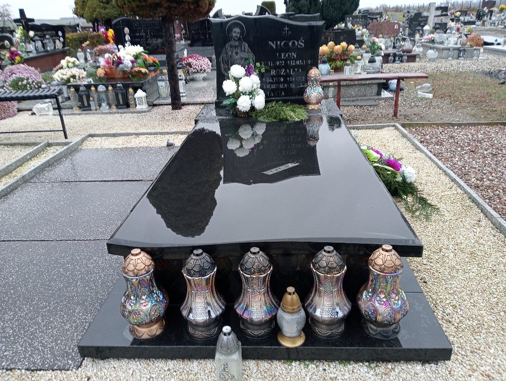 Grób Grażyna Nicoś